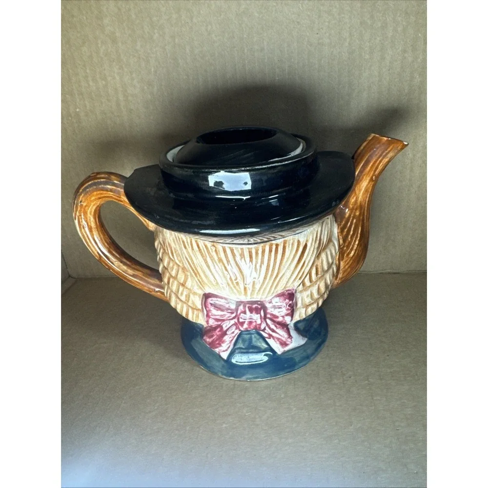 VINTAGE‎ TOBY TEAPOT WALES CHINA Benjamin Franklin W/Glasses Hand Painted Japan